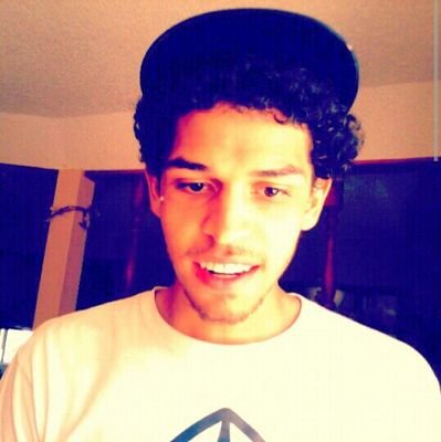 ElieSavage's profile picture. Official Elie Savage Artist page