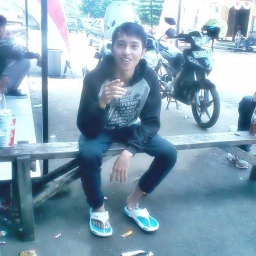 Jangan prnah MENCOBA untk MENYERAH dn jangan prnah MENYERAH untuk MENCOBA..
bukan KESULITAN yg membuat kta TAKUT, tp keTAKUTanlah Yg membuat kta SULIT..