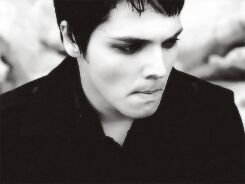 RIPGEESPANCAKES's profile picture. Gerard said he dosent eat pancakes every weekend.