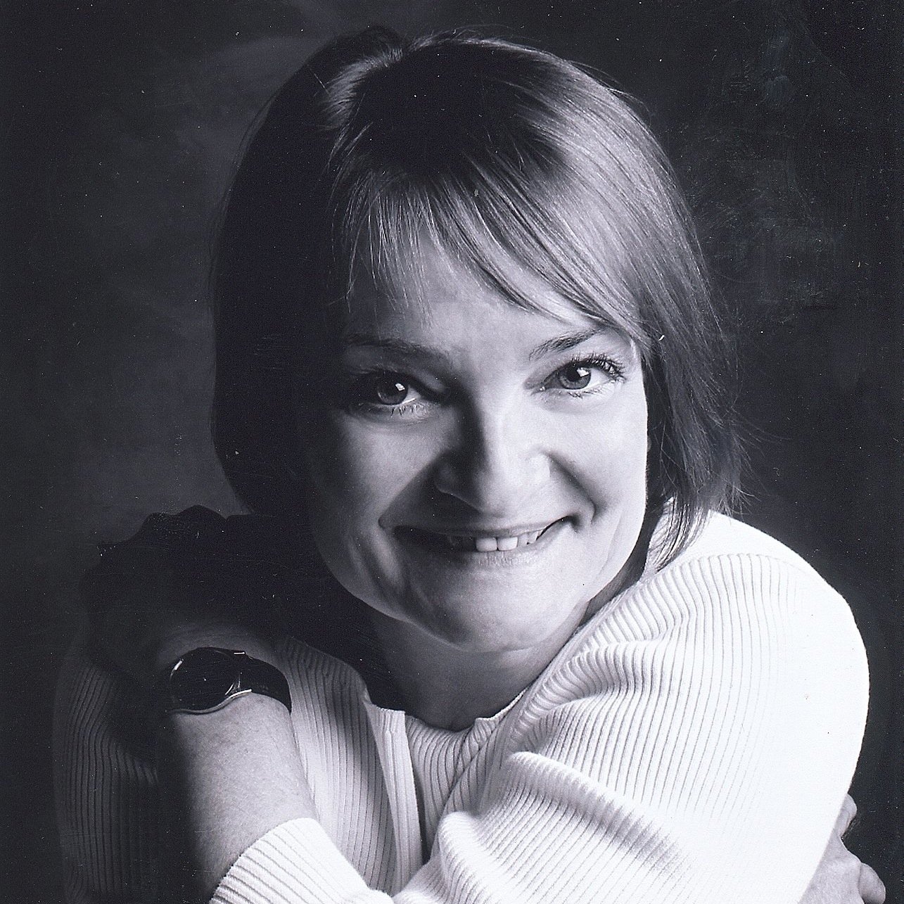 tewoodswrites's profile picture. Psychologist, mystery writer, lover of all manner of dogs.                 Die hard Madisonian.