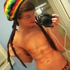 dingleberrycam's profile picture. PLS GO FOLLOW @skatesfate AND RT THE LINK IN HER BIO CUZ SHE GAVE YOU A FREE FOLLOW