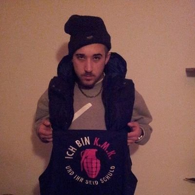 patronekmk's profile picture. 