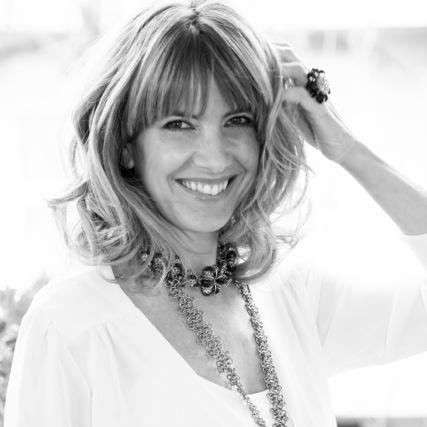 Tips de moda, tendencias, noticias, desfiles, lo nuevo y mucho más by @FlorenciaBibas cursos@florenciabibas.com.ar