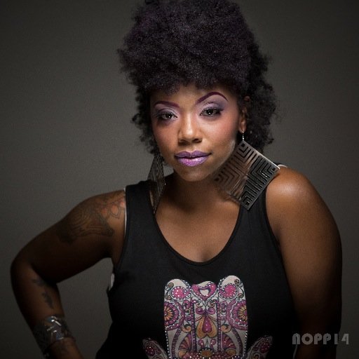 Goddess of soul,Funk & Soul music Goddess, childrens music singer, Opera-coloratura, motivational speaker, dreamer, mommy @lindseypapion everywhere! Nola&DMV