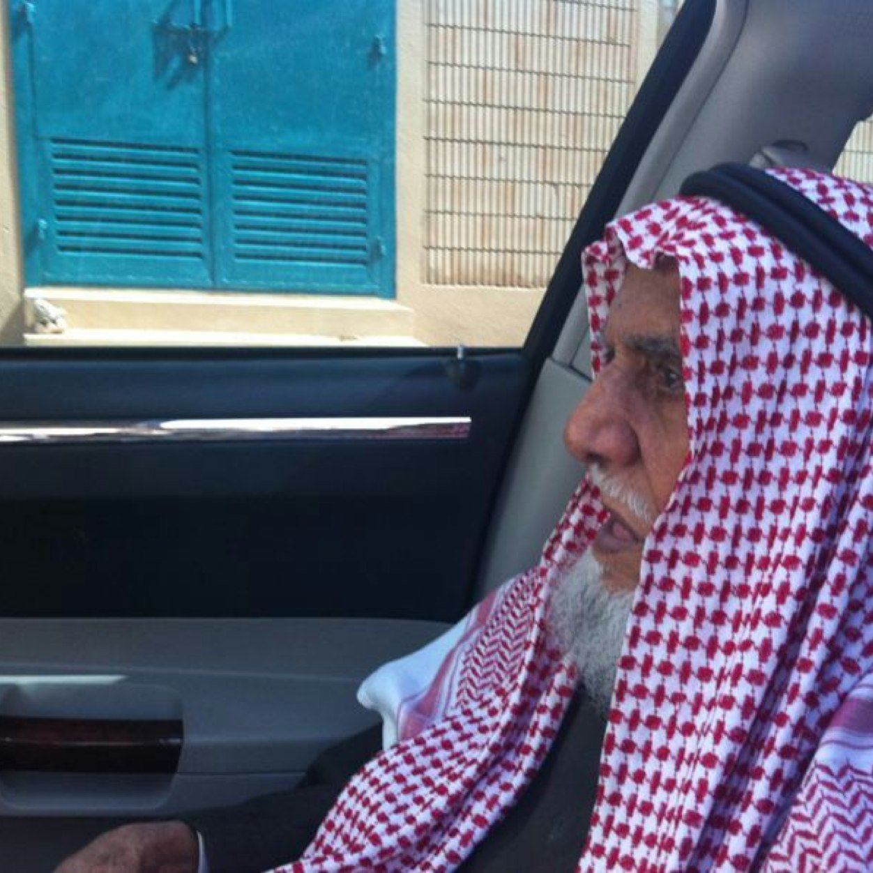 ‏البيت لامنه فقد حس شيبان ماعاد يبقى له حلاوه ولذه الله يرحمكك يابوي رحمة الابرار