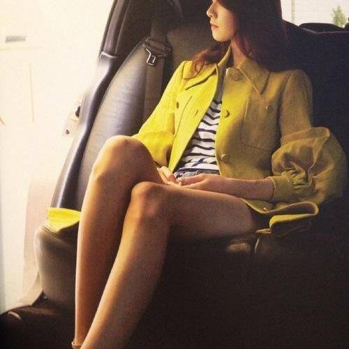 mouna2050's profile picture. 