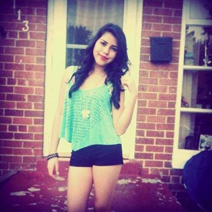 16... mi mejor amiga Majo♥'