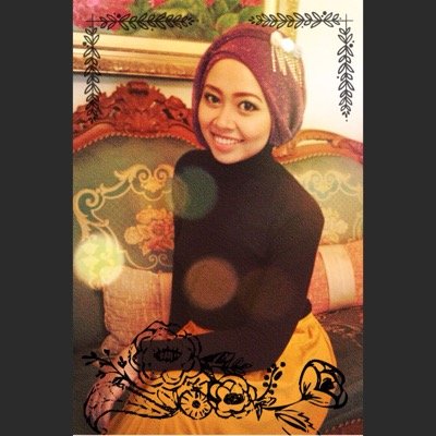 Manusia biasa yang jauh dari sempurna