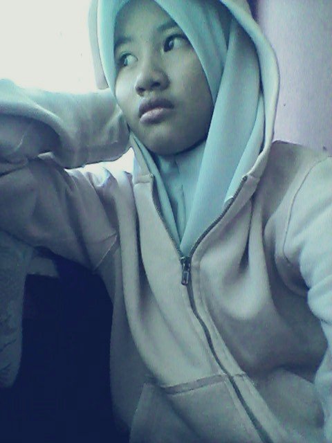 ErnaShella's profile picture. 