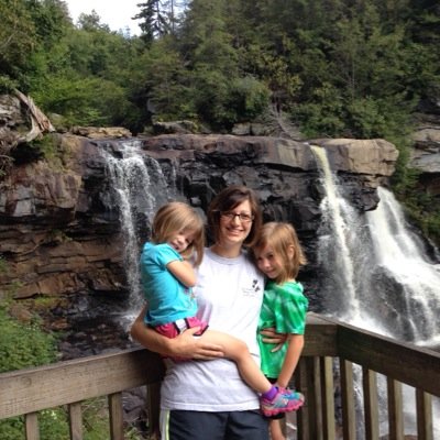DanielleNAmos's profile picture. 