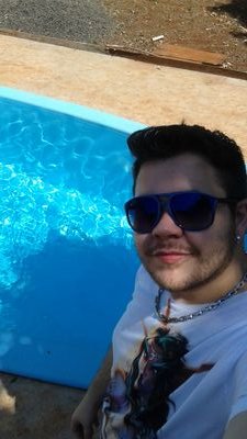 ♥× Tαlvez eu sejα α solução dos sєus problemαs oυ tαlvez um problemα αindα mαior ..
Só depende de vooce !. x))
- me disseram que eu sonho alto demais,