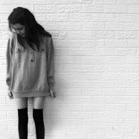 Nothing in life is perfect // Sad, loser, alone // Peso=50kg. Meta=42kg.