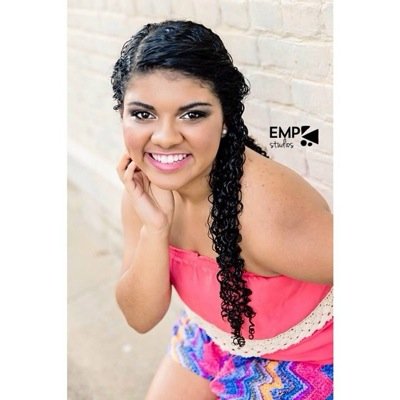 Russellville High School Senior⑮' ℜℋS. Joshua 1:9 I am a princess, my father is KING OF KINGS♛. Love God with all of my HEART✝. Love family. Roll Tide.