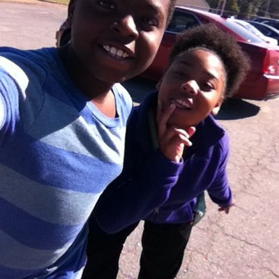 thuqa_thuqa's profile picture. Younq,Wild,And Free 7th grade✏️ 1⃣3⃣ yrs old Saw Yu Tweaking Bout A Week Ago Taken Follow Meh I'll Follow Back
8⃣7⃣0⃣✈️