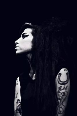 Más allá de una vida, una leyenda... Amy Winehouse ♥
Página en facebook::  https://t.co/95WIigrVnC