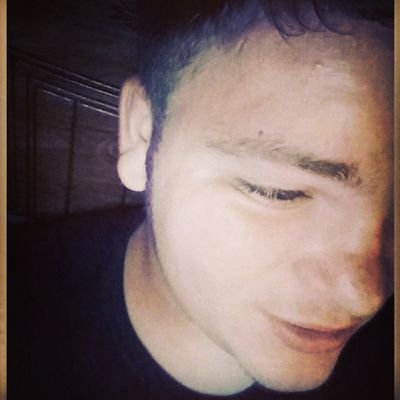 k_edmondson1815's profile picture. Why give a bitch your heart when she'd rather have a purse?