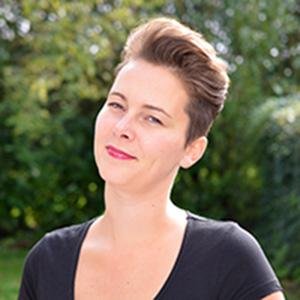 Founder&owner Vriendinnenonline.nl | marketing | follow my dreams | love festivals |dansen | sauna | good food