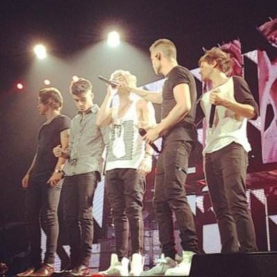 BeYOURSELF no matter what they SAY ❤️ONE DIRECTION IS MY LIFE ❤️I love one direction ✌️.DIRECTIONER for ever HARRY AND ZAYN IS MY BOY