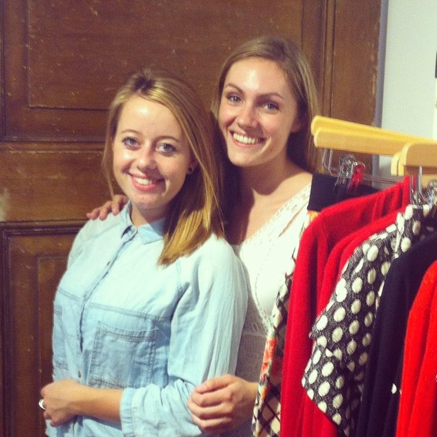 ArnhemseMeiden's profile picture. Ben jij jong en geïnteresseerd in Arnhem? Volg dan de Arnhemse meiden op Twitter! Elke week updates over alles wat met Arnhem te maken heeft.