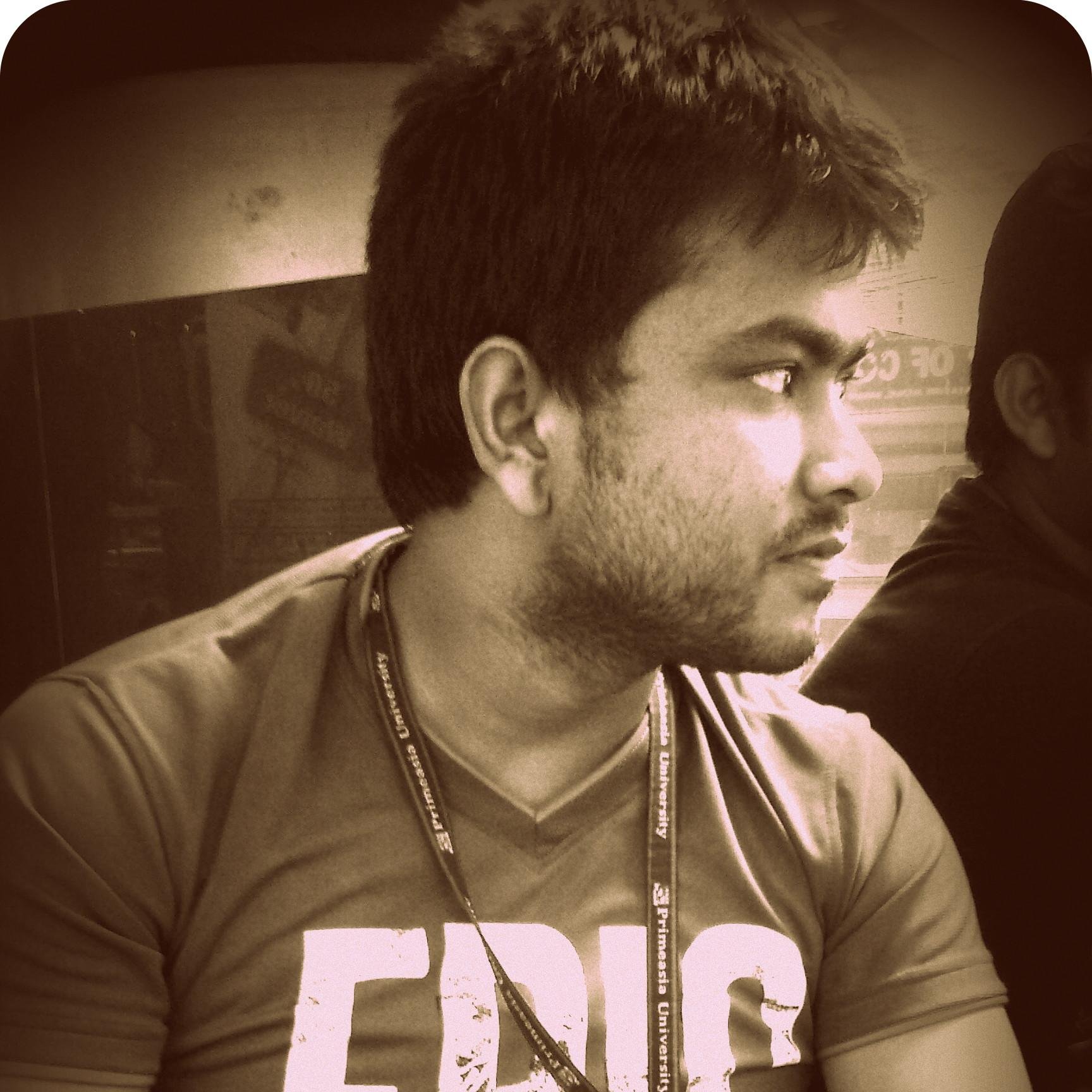 POROUSH's profile picture. Emotional hacker..