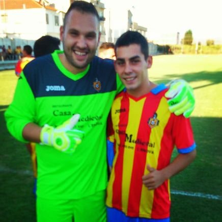 Pote85's profile picture. Portero del @SENYERACF . Degree in Biochemistry in @cambridge_uni Privilegiat d'haber vist jugar al D10S Messi