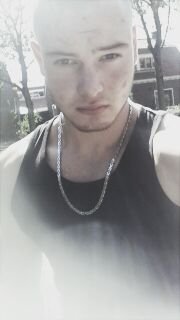 b_rian1's profile picture. 18+ ,  Fitness - get Big or Die Trying
Insta: Mr_bjt 
nooit serieus, u cant judge me