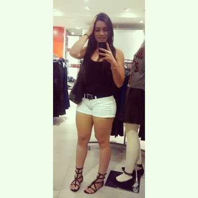 → αρєnαs uмα gαrσtα, cσм αh αlєgrία dє uмα crίαnçα...αh мαlícία dє uмα αdσlєscєntє...є σs sєntίмєnтσs dє uмα мulhєr.. (L)