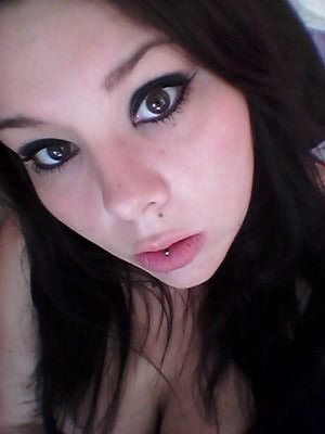 Mother - University Student(Health Sciences) - Twitch Livestreamer/Watcher - Most amazing girlfriend ever!!