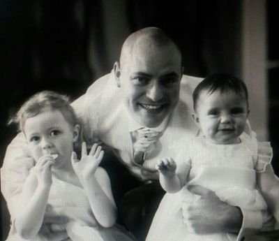 Dad, Husband, Evertonian ST Holder Lower Gwladys.
