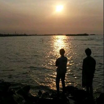 Firman-Mu itu pelita bagi kakiku dan terang bagi jalanku. (Mazmur 119:105)
 
 ♥ JESUS Save Me ♥