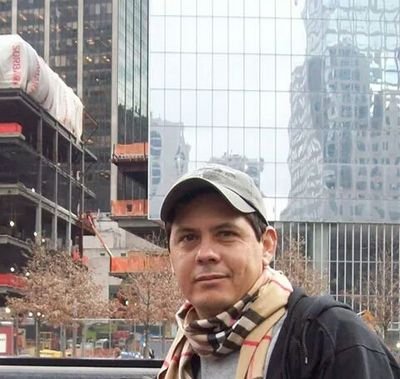 manolo22h's profile picture. 100% Positivo Fanático Dj de la música 70s 80s 90s