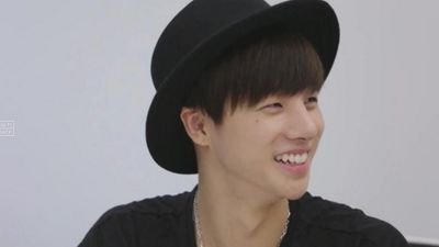 i am jinhwan.born to be the winner. i am master . 2/12/13.