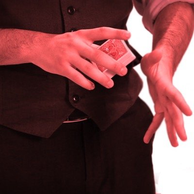 Dúo de magia Close-up, Eventos corporativos y privados ¡Siguenos para más info! Intervenciones los sábados en #BarrioLastarrias