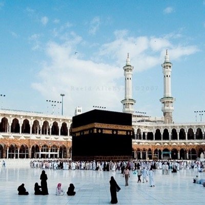 اللهم اجعل ثوابه لإبني .. اللهم اغفر له مغفرة تليق برحمتك، وتجاوز عنه تجاوزا يليق بعفوك