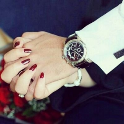 آبسط سعآدَة ،، 
 آن تَعِيش تفآصِيلَگ فِي قَلب آحدهم ...