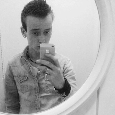 Landstede | insta; timklein1908 | playing drums! | kickboxing | football | snapchat; timklein1908 | fitness |