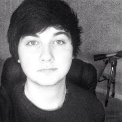 SoarK1wiz's profile picture. RIP Daisy 6/5/14, YouTuber with 59,000+ subscribers, Senior, and Captain of @SoaRGaming