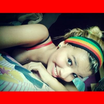 Jah Bless. / Insta:@nique_evelyn