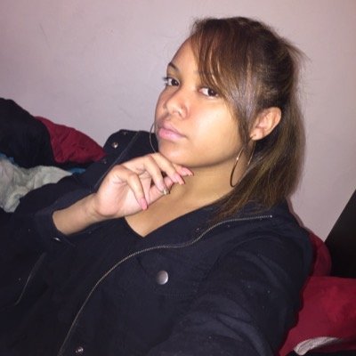 passionaye08's profile picture. 