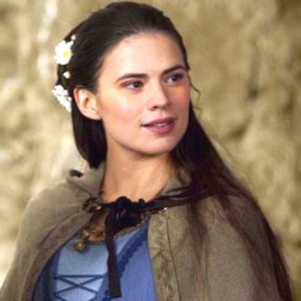 ~Wandering Star~ Daughter of Dírhael and Ivorwen. Wife of Arathorn. Mother of Aragorn. || Ónen i-Estel Edain. Ú-chebin Estel anim. ||