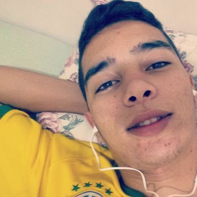 PablaoSktTwitto's profile picture. Procure me conhecer, por que palavras bem ou mal ditas fará vc ter uma outra visão sobre mim, qual ela seja sureal