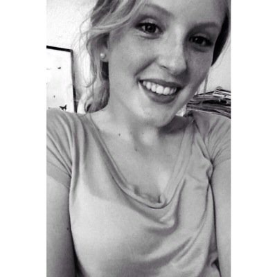JustEeeffx Profile Picture