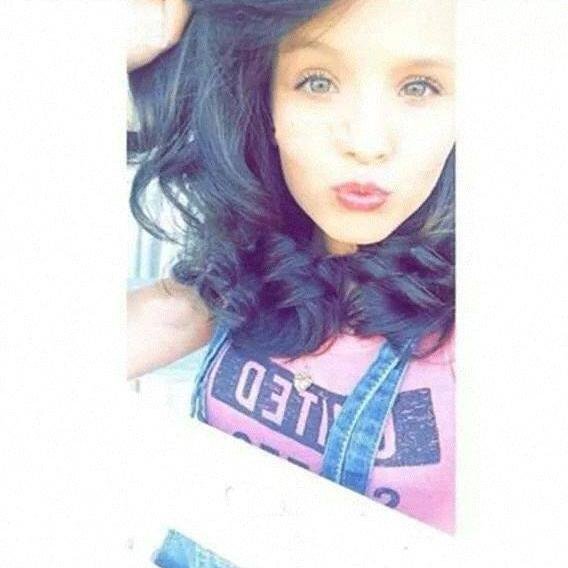 Sabe a Larissa Manoela? Então, sou fã dela.