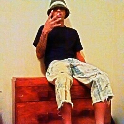 This fa my Tree'ss lockdwn who could not put that GlocK dwn (Free my pops Jxhnnycash nd my Unk LilMatt Str8Drxp bitch )