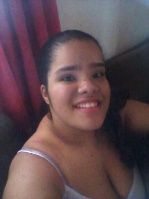 oi meu nome e Luana mais podem me chamar de lua, tenho 18 anos sou cadeirante, sou belieber, lovatic, directioner, e Pniner