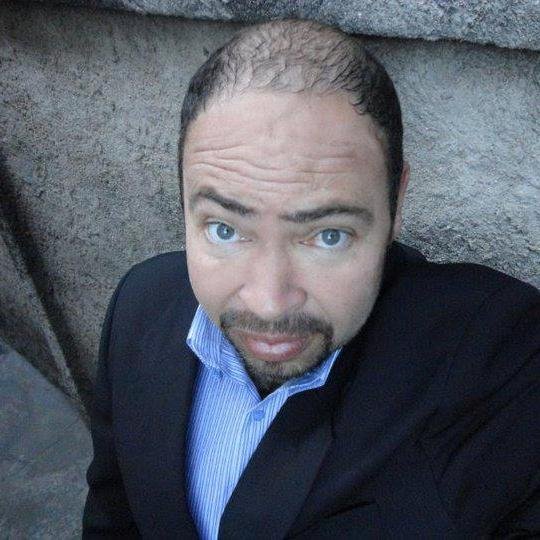 Vanvilella's profile picture. 'Simples assim: Amo a Deus, Amo minha Família, Amo meus Amigos!'