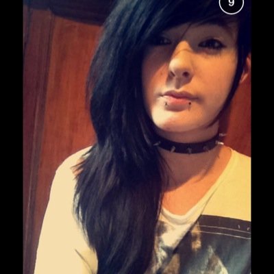 I'm rad tbf. Music, pizza, pop punk shit. Yeah, follow and shit,
I am completley head fucked. But i will always smile.
Im single and im pansexual. Ima singer.