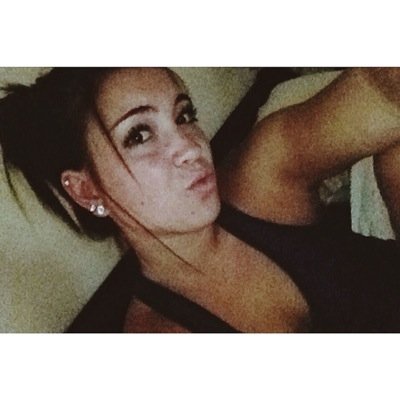 •18&Livin• IG: kayleeeboo_ • ♛愛