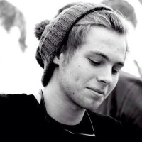 5SOS (@glad1dcame_) 's Twitter Profile