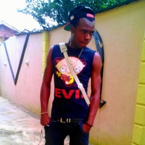 Tunchilee92's profile picture. 